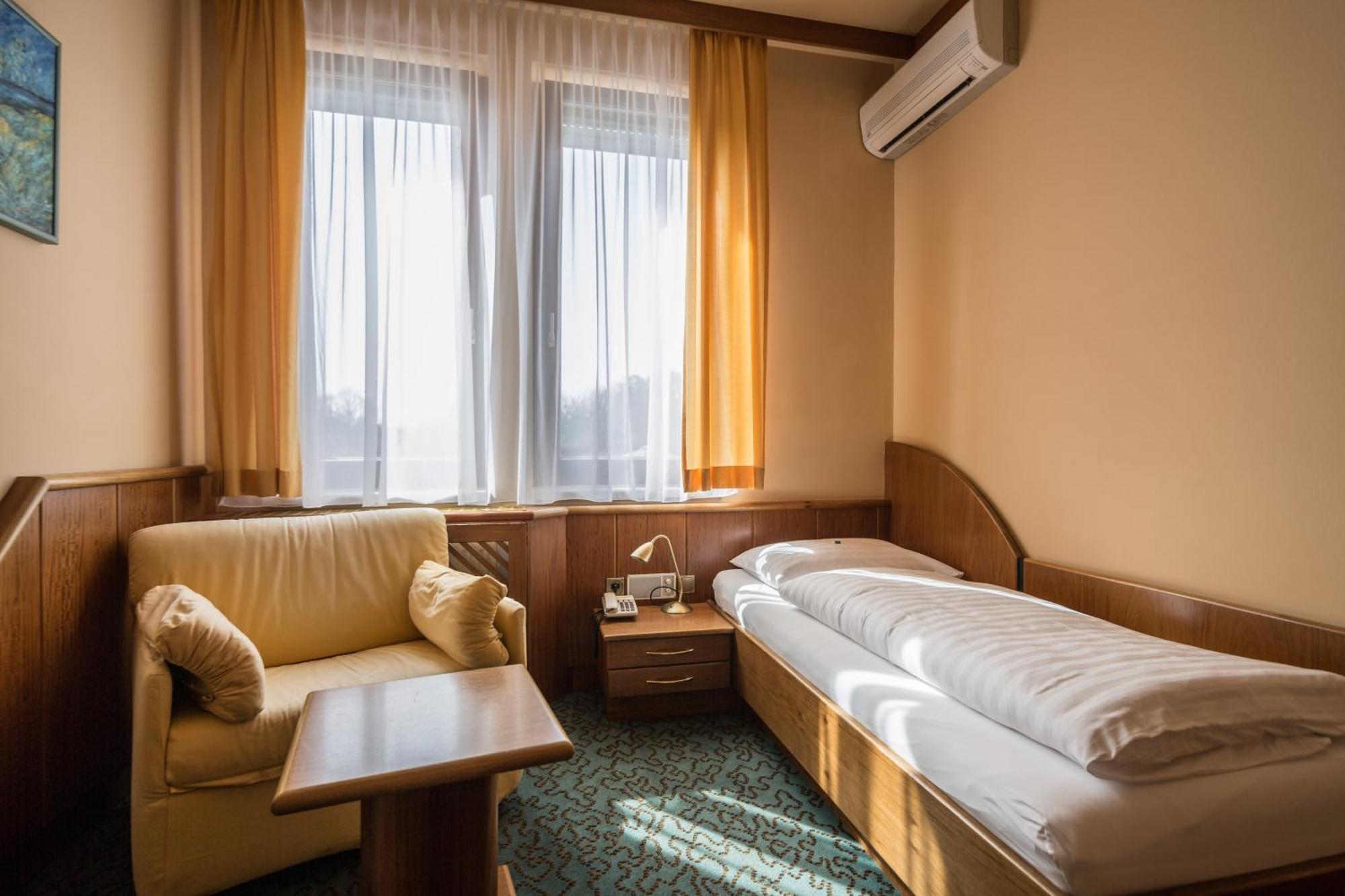 Hotel Eitljoerg Вена Экстерьер фото