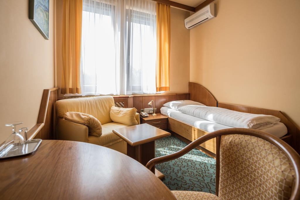 Hotel Eitljoerg Вена Экстерьер фото