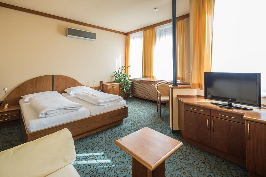 Hotel Eitljoerg Вена Экстерьер фото
